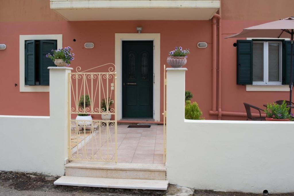 Nicks Cosy Apartment Lefkada City Exterior photo